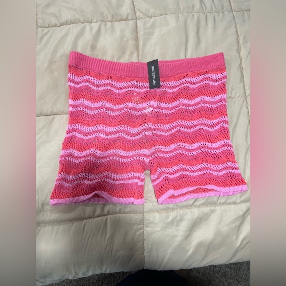 PLT Plus Pink Crochet Oversized Sweater and Contrast Runner Shorts Size 18 - Picture 3 of 7